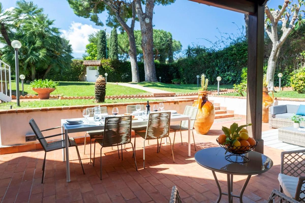 Donna Amalia Villa In Mondello Palermo Exterior photo